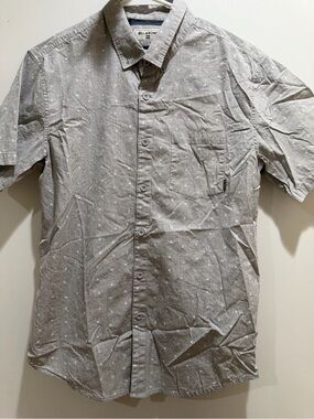 Billabong Men’s Light Grey Short-Sleeve Button-Down Shirt